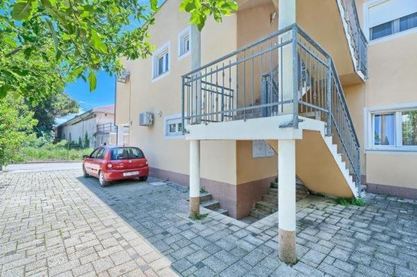 Apartment In Kastel Luksic With Terrace, Air Conditioning, W-Lan, Washing Machine 5107-3 Kaštela 外观 照片